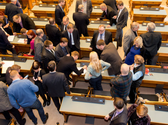 Parlamendirühmade moodustamine, 2. aprill 2015